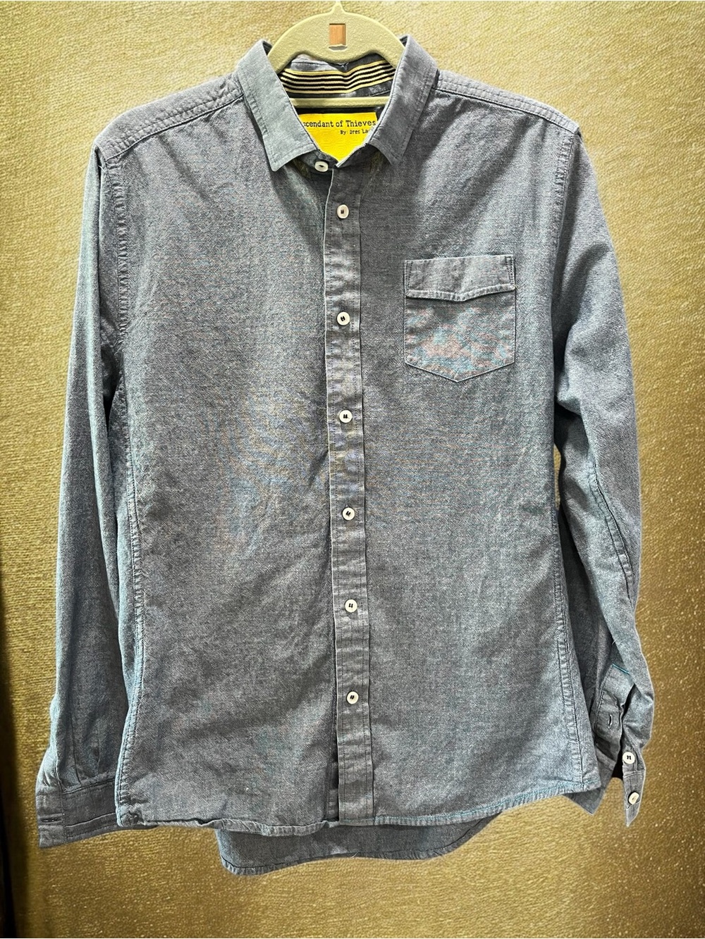 Descendant of Thieves Men's Blue Chambray Long-Sleeve Button-Down Shirt-L